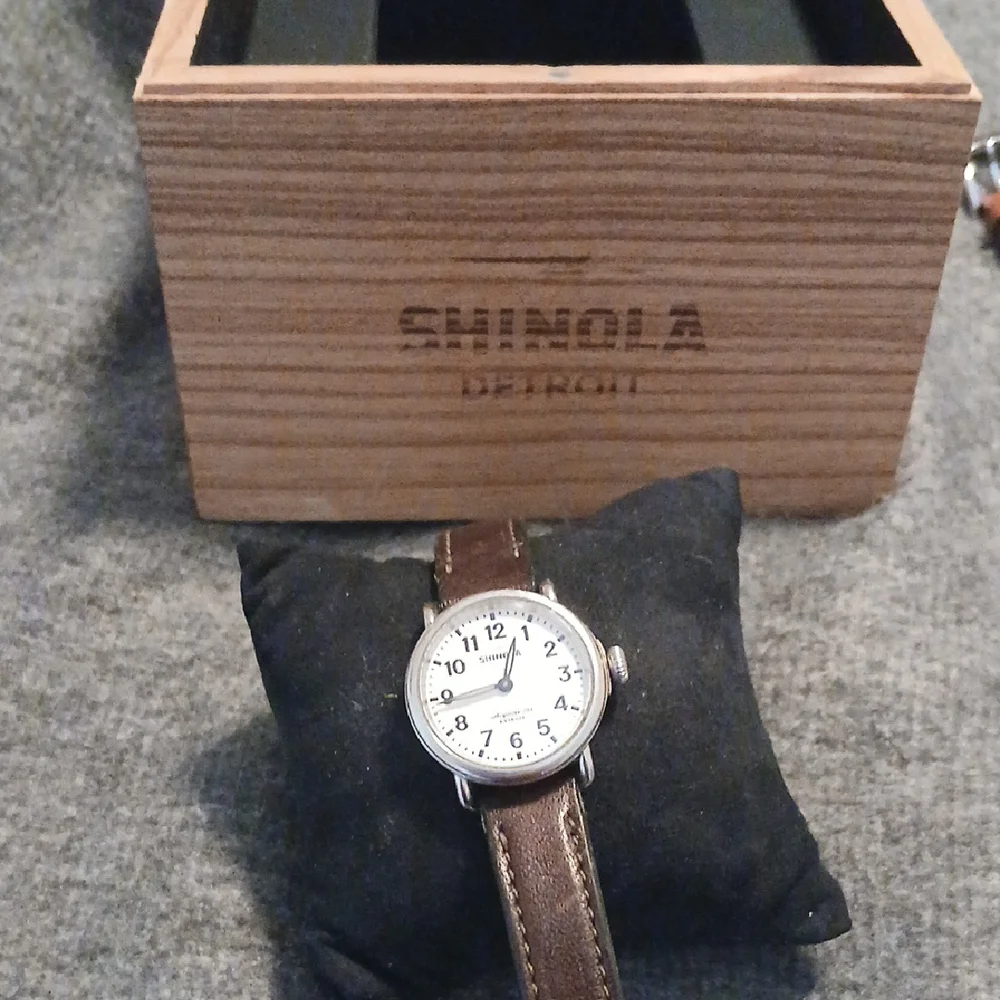 Womens Shinola Brown Leather Watch Includes Brand New Leather Strap